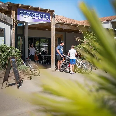Vacancesocamping L'atlantique Κάμπινγκ 4*